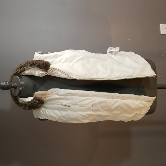 Eddie Bauer goose down womens vest size M winter white beautiful piece! - Picture 9 of 17